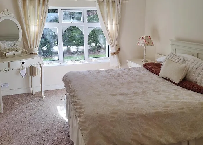 At Ballysax House ベッド・アンド・ブレックファスト *